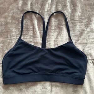 Lululemon flow y nulu bra light support a-c cups